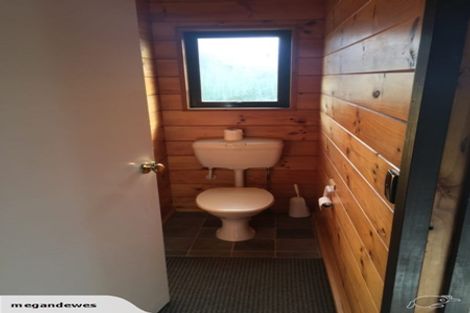 Photo of property in 22 Ward Place, Richmond Heights, Taupo, 3330