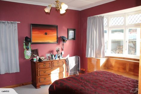 Photo of property in 43a Collins Avenue, Tawa, Wellington, 5028