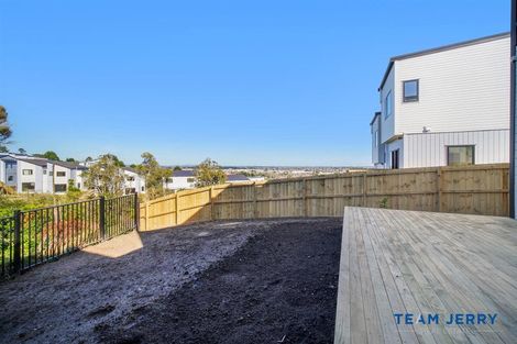 Photo of property in 14a Wahine Street, Papakura, 2110