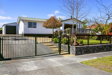 Photo of property in 24 Epping Place, Richmond Heights, Taupo, 3330