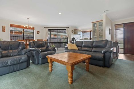 Photo of property in 18 Mickelson Avenue, Rototuna, Hamilton, 3210