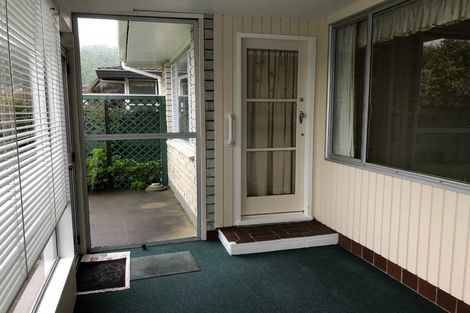 Photo of property in 31 Kapanui Road, Waikanae, 5036