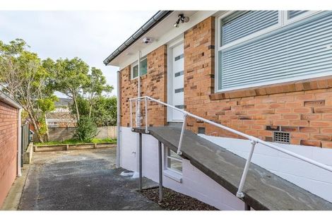 Photo of property in 4/121 Great South Road, Greenlane, Auckland, 1051