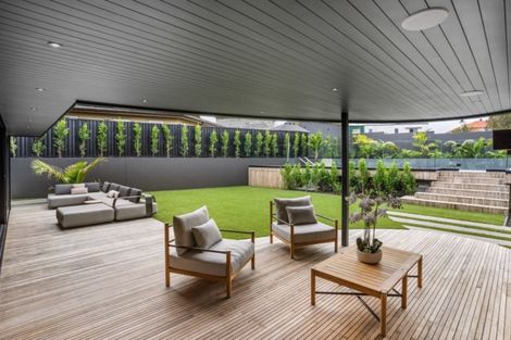 Photo of property in 98 Paritai Drive, Orakei, Auckland, 1071