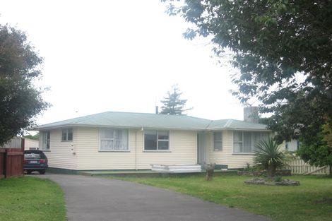 Photo of property in 8 Barrow Place, Te Puke, 3119