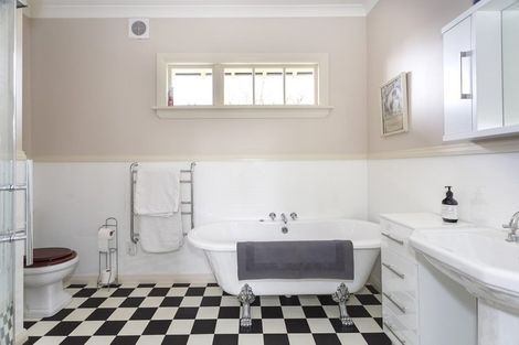 Photo of property in 27 Stour Street, Oamaru, 9400