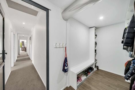 Photo of property in 44 Mcneil Street, Balclutha, 9230