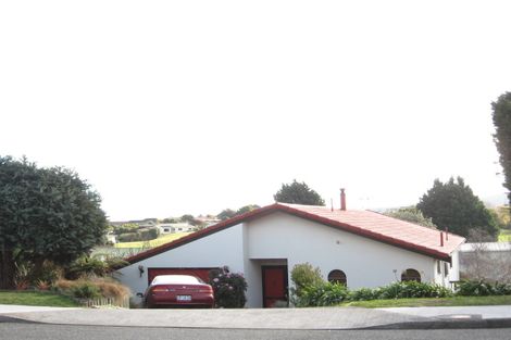 Photo of property in 23 Kiwi Road, Raumati Beach, Paraparaumu, 5032