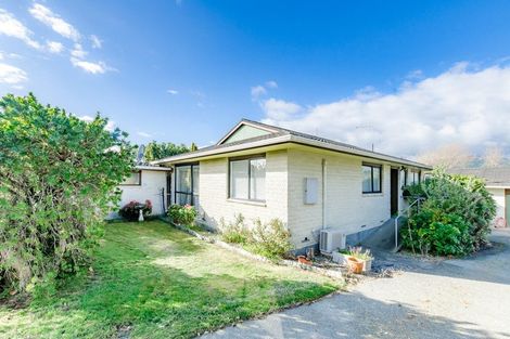 Photo of property in 10a Pohutukawa Crescent, Raumati Beach, Paraparaumu, 5032