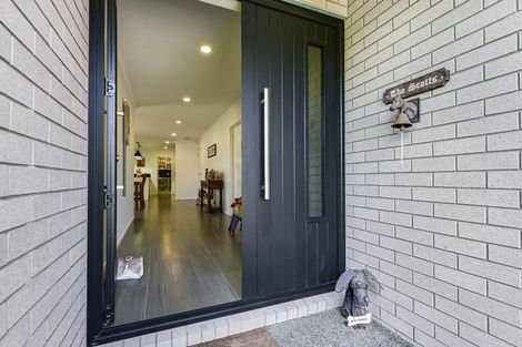 Photo of property in 8 Carlingford Rise, Dinsdale, Hamilton, 3204