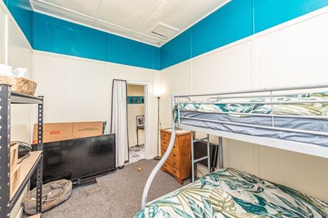 Photo of property in 17 Gloag Street, Waverley, 4510