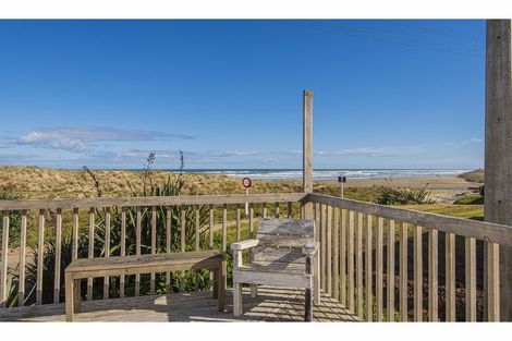 Photo of property in 37 Marine Drive, Te Kopuru, Dargaville, 0371