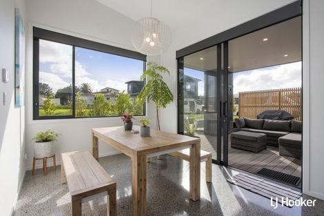 Photo of property in 6 Beau Lane, Waihi Beach, 3611