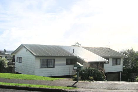 Photo of property in 23 Barberton Terrace, Red Hill, Papakura, 2110