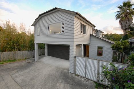 Photo of property in 15b Hillcrest Avenue, Hillcrest, Auckland, 0627