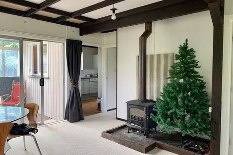 Photo of property in 74 Bays Road, Orere Point, Papakura, 2585