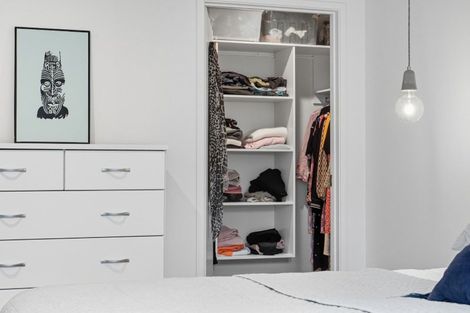 Photo of property in 6 Kahuparere Crescent, Pyes Pa, Tauranga, 3112