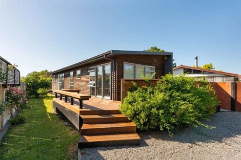 Photo of property in 43 Reading Street, Greytown, 5712