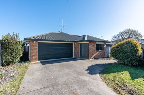 Photo of property in 44 Cranbrook Place, Rototuna North, Hamilton, 3210