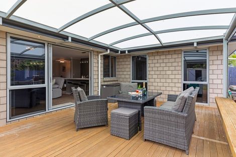 Photo of property in 38 Roxbury Place, Papamoa Beach, Papamoa, 3118