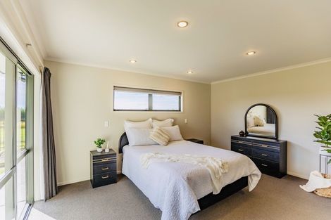 Photo of property in 19 Mcnaughton Place, Onekawa, Napier, 4110