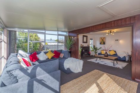 Photo of property in 21 Gordon Place, Levin, 5510