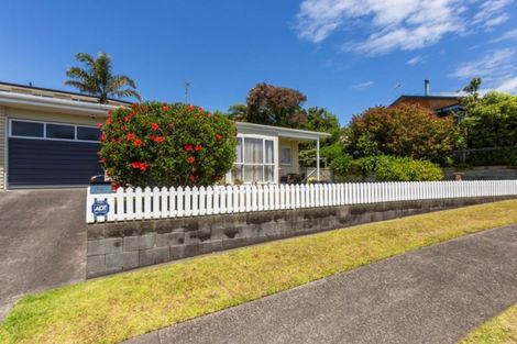 Photo of property in 1b Walmer Grove, Bell Block, New Plymouth, 4312