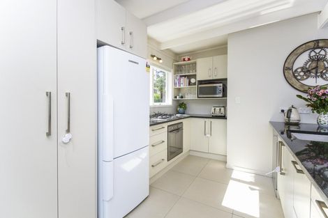 Photo of property in 28 Derwent Crescent, Titirangi, Auckland, 0604