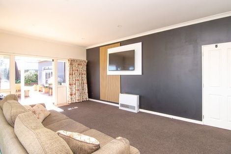 Photo of property in 38 Leander Place, Milson, Palmerston North, 4414