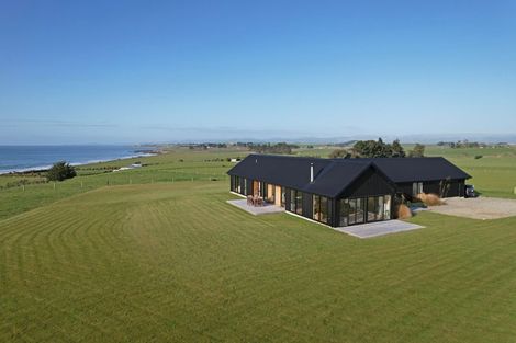 Photo of property in 55 Gardiners Road, Awamoa, Oamaru, 9495