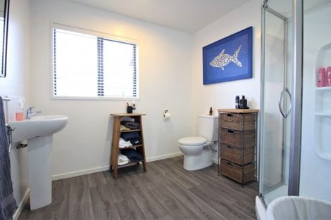 Photo of property in 42 Albert Drive, Clyde, 9330