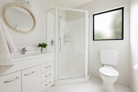 Photo of property in 19 Highcroft Place, Welcome Bay, Tauranga, 3112