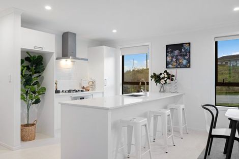 Photo of property in 48 Scenic Rise, Rototuna North, 3281