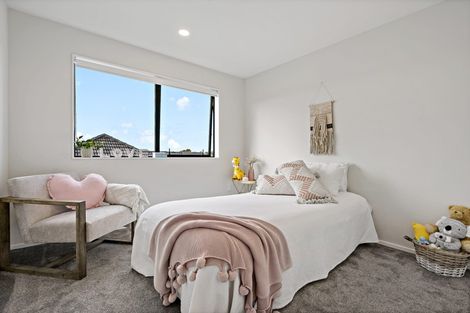 Photo of property in 21c Roseberry Avenue, Birkenhead, Auckland, 0626