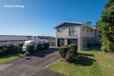 Photo of property in 3 Johnston Place, Welcome Bay, Tauranga, 3112