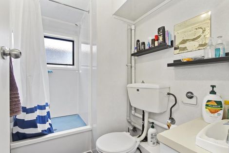 Photo of property in 10 Valencia Place, Manurewa, Auckland, 2102