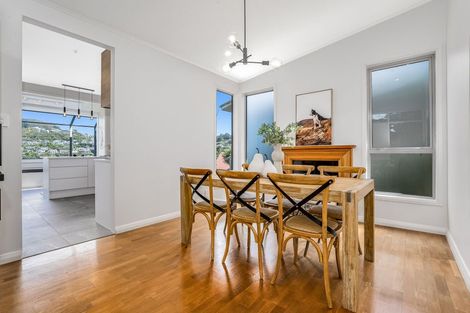 Photo of property in 40 Seaview Road, Paremata, Porirua, 5024