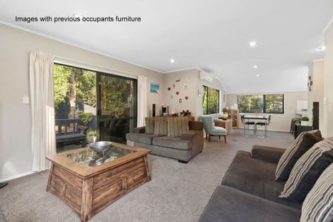 Photo of property in 2/46 Powrie Street, Glenfield, Auckland, 0629