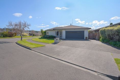 Photo of property in 36 Hyatt Grove, Greenmeadows, Napier, 4112