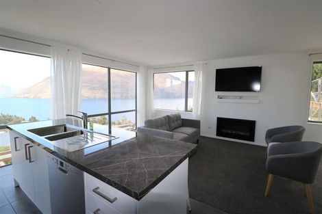 Photo of property in 57a-b Dart Place, Fernhill, Queenstown, 9300