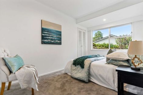 Photo of property in 4 Powrie Street, Glenfield, Auckland, 0629