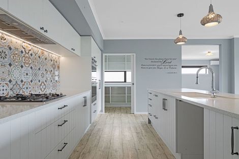 Photo of property in 8 Awatiro Drive, Kaukapakapa, 0871