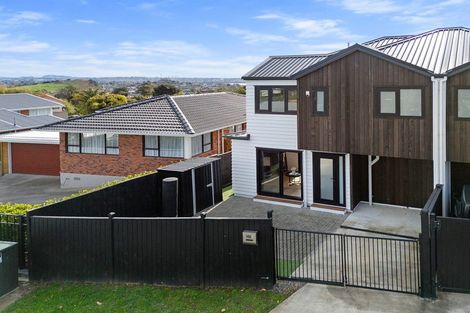 Photo of property in 148a Hutchinsons Road, Bucklands Beach, Auckland, 2014