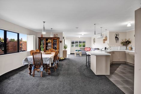 Photo of property in 5 Marlin Terrace, Bell Block, New Plymouth, 4312