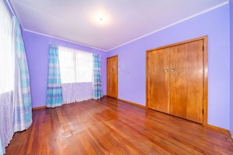 Photo of property in 39 Levant Street, Cannons Creek, Porirua, 5024
