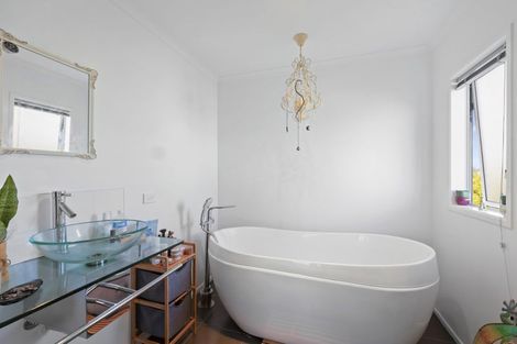 Photo of property in 16 Nadine Stanton Drive, Bell Block, New Plymouth, 4312