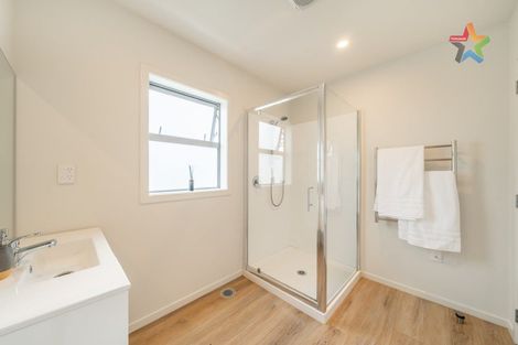 Photo of property in 9 Mcgrath Way, Taita, Lower Hutt, 5011