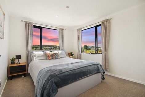 Photo of property in 8/1 Coral Tree Avenue, Wiri, Auckland, 2104