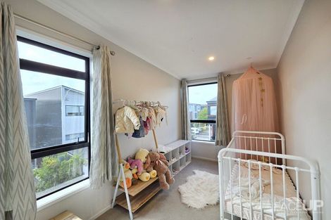 Photo of property in 13 William Stratton Lane, Hobsonville, Auckland, 0616