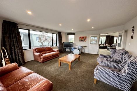 Photo of property in 8 Bracken Gable, Rosedale, Invercargill, 9810